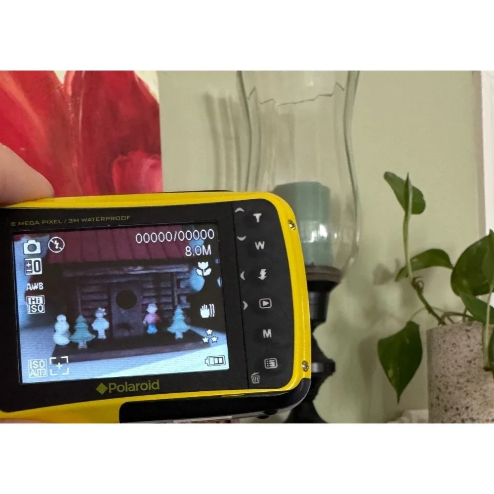 Polaroid X800 Underwater Waterproof Digital Camera 8MP Yellow Black 3m - Works